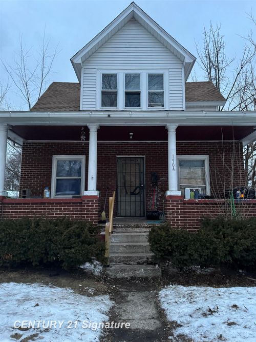 1904 W Michigan Ave, Saginaw, MI, 48602-1137 | Card Image