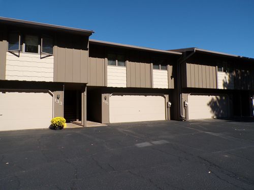 135 Kingswood Dr, Red Wing, MN, 55066-1401 | Card Image