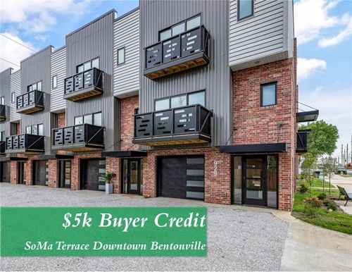 929 Se 10th St, Bentonville, AR, 72712-6425 | Card Image