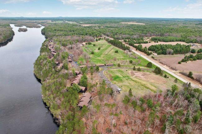 12 Cedar Trl, Condo with 2 bedrooms, 2 bathrooms and null parking in Wisconsin Dells WI | Image 43