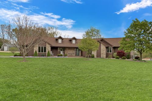 41591 N Park Ave, Zion, IL, 60099-1888 | Card Image
