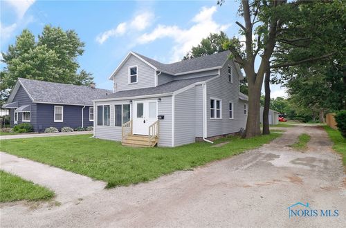 309 S Main St, Walbridge, OH, 43465-1310 | Card Image