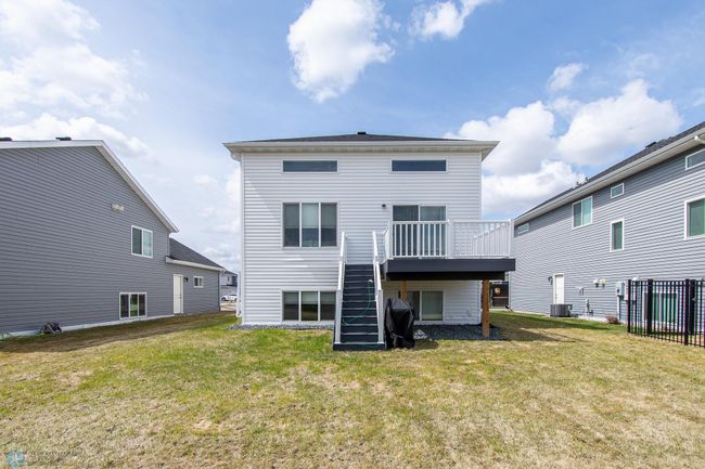 Back Exterior | Image 46