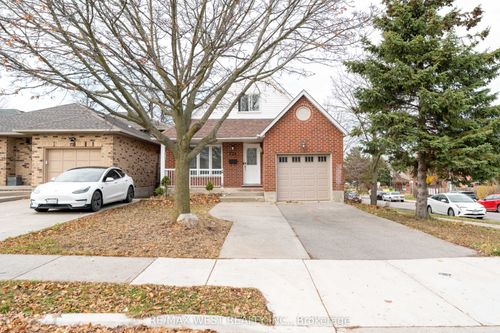 721 Acadia Dr, Hamilton, ON, L8W3V2 | Card Image