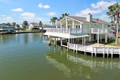 1303 Coral Way, Tiki Island, TX, 77554-6137 | Card Image