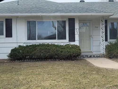 706 Robinwood Ln, Hopkins, MN, 55305-4718 | Card Image