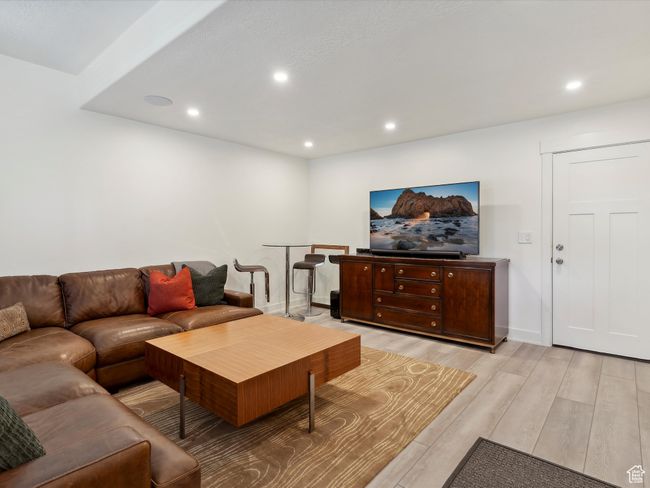 335 Park Blvd, Townhouse with 3 bedrooms, 3 bathrooms and 2 parking in Ogden UT | Image 5