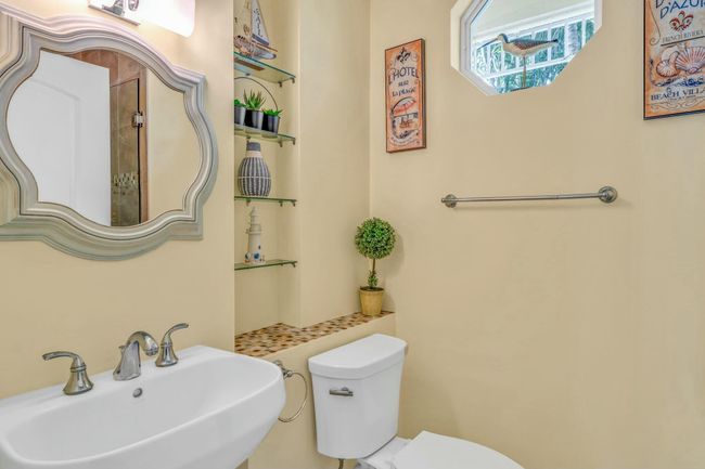 Guest Bathroom | Image 29