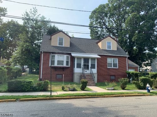 65 Union Pl, Irvington, NJ, 07111-1763 | Card Image