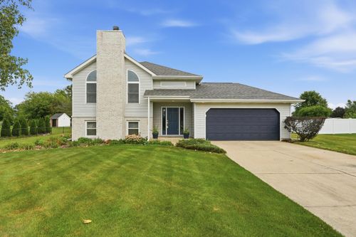 565 Waterford Ln, Valparaiso, IN, 46385-8838 | Card Image