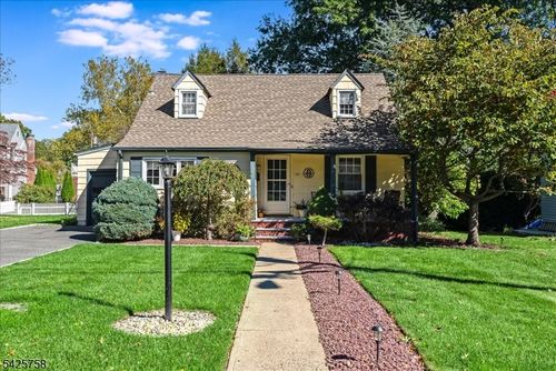 20 Remington Rd, Fair Lawn, NJ, 07410-3304 | Card Image