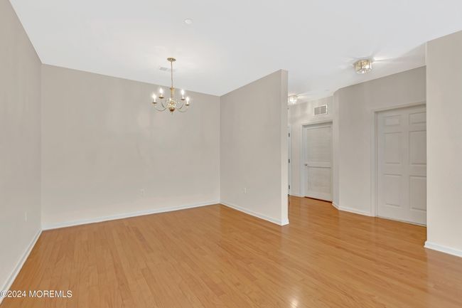 APT-128 - 540 Cranbury Rd, Home with 2 bedrooms, 1 bathrooms and null parking in East Brunswick NJ | Image 10