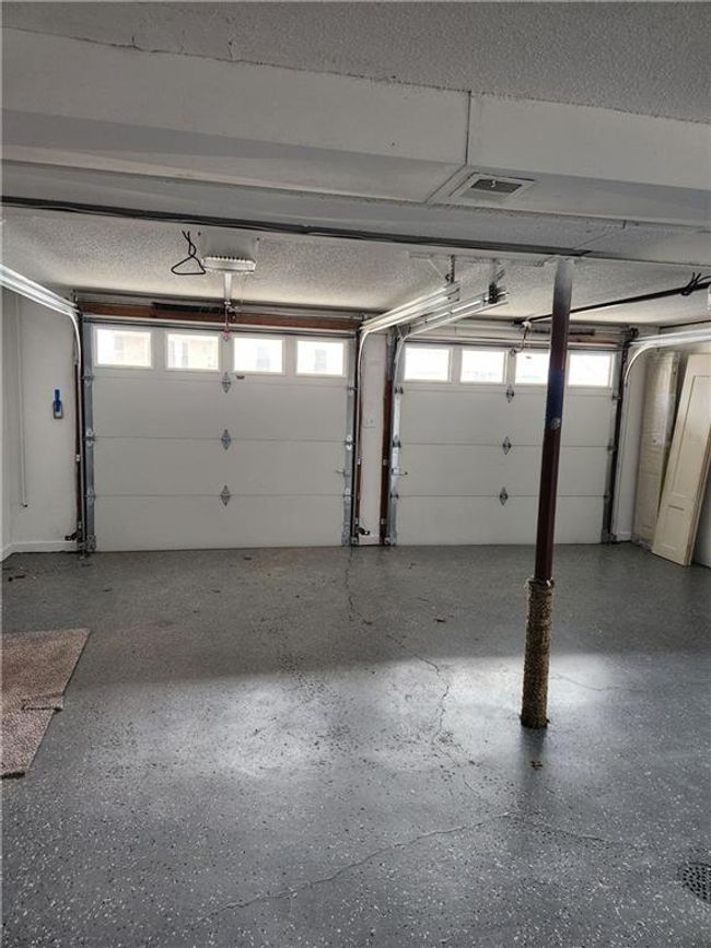 19112 E 13th Street N, For Sale in Independence Zoocasa