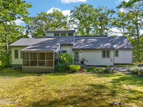 105 Cliff Dr, Lords Valley, PA, 18428 | Card Image