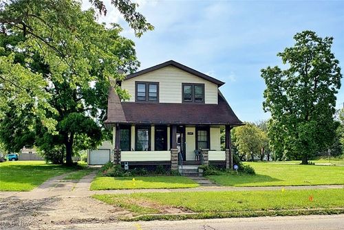 1307 West Avenue, Elyria, OH, 44035 | Card Image
