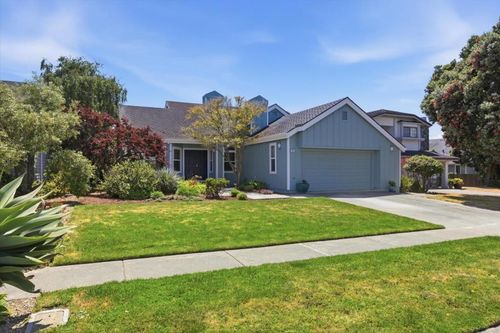 424 Greenbrier Rd, Half Moon Bay, CA, 94019-2259 | Card Image
