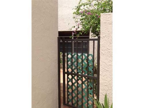 412-6654 Villa Sonrisa Dr, Boca Raton, FL, 33433-4015 | Card Image