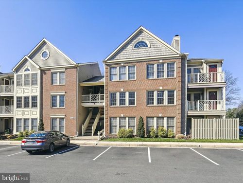apt-2-3800 Ridge Knoll Ct, FAIRFAX, VA, 22033-4610 | Card Image