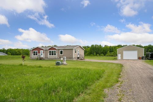 18394 145th Ave, Milaca, MN, 56353-3204 | Card Image
