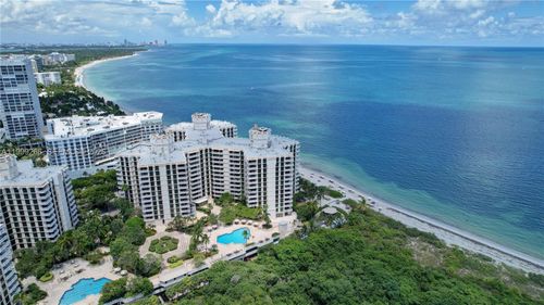 apt-a404-1111 Crandon Blvd, Key Biscayne, FL, 33149-2622 | Card Image