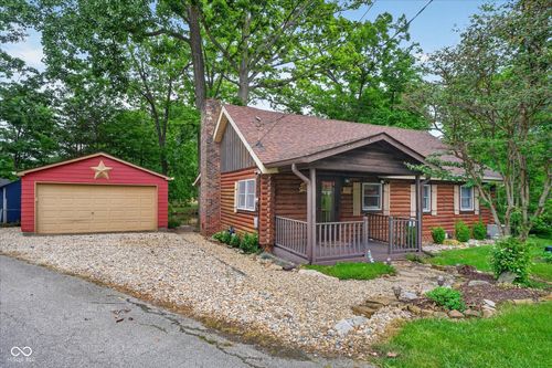 5587 Paradise Ct, Martinsville, IN, 46151-9273 | Card Image