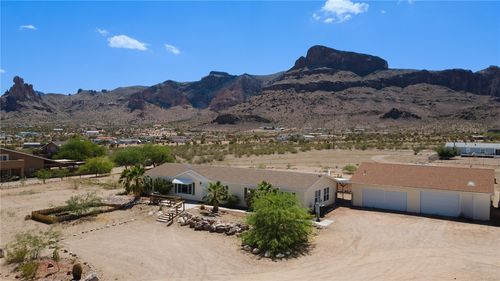 2129 S Don Luis Rd, Golden Valley, AZ, 86413-4897 | Card Image