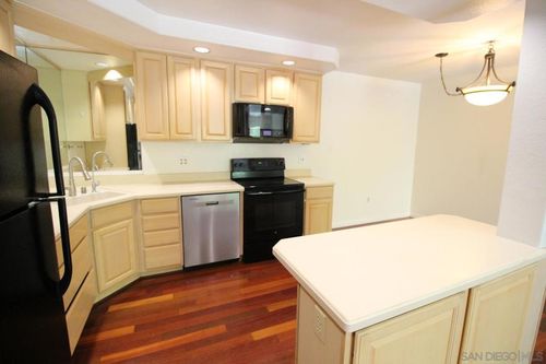 373-6780 Friars Rd, San Diego, CA, 92108-5100 | Card Image