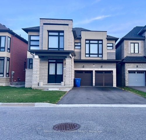 105 Halldorson Ave, Aurora, ON, L4G0C5 | Card Image