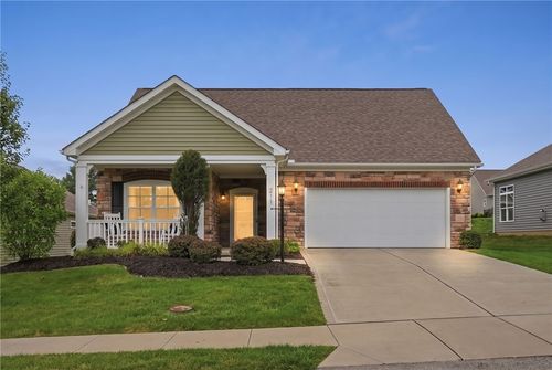 211 Bridle Ln, Washington, PA, 15301-6751 | Card Image