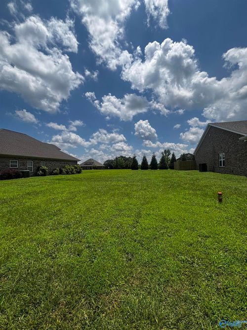 Lot 11 Village Ln, Boaz, AL, 35956-2166 | Card Image