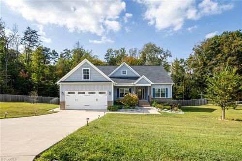 5604 Ashview Ct, Summerfield, NC, 27358-9807 | Card Image