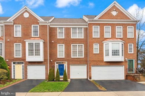 25213 Dunvegan Sq, CHANTILLY, VA, 20152-5310 | Card Image