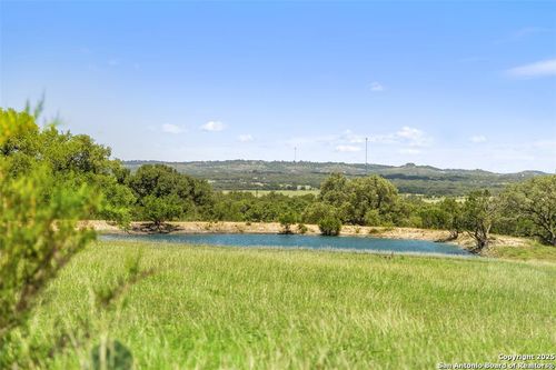 938 Lindeman Ln, Blanco, TX, 78606 | Card Image