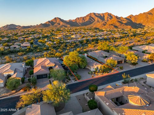 10746 E Greenway Rd, Scottsdale, AZ, 85255-1811 | Card Image