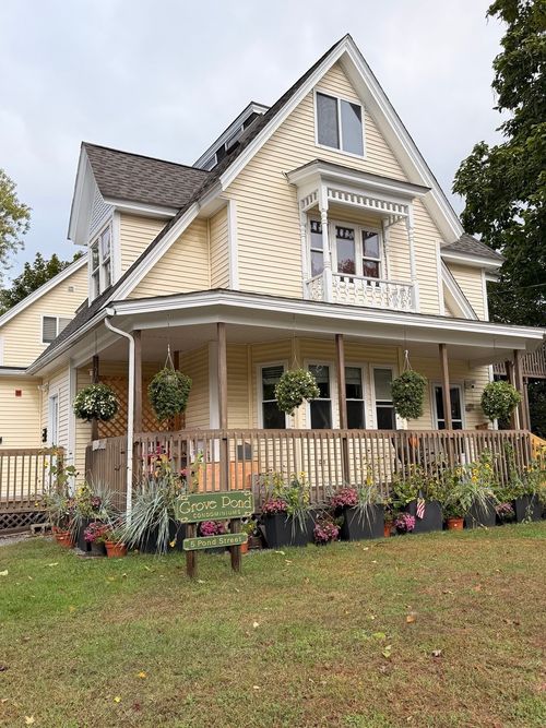 2-5 Pond St, Ayer, MA, 01432-1630 | Card Image