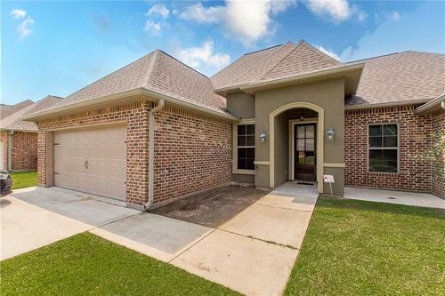 40178 Crestwood Ln, Ponchatoula, LA, 70454-7363 | Card Image