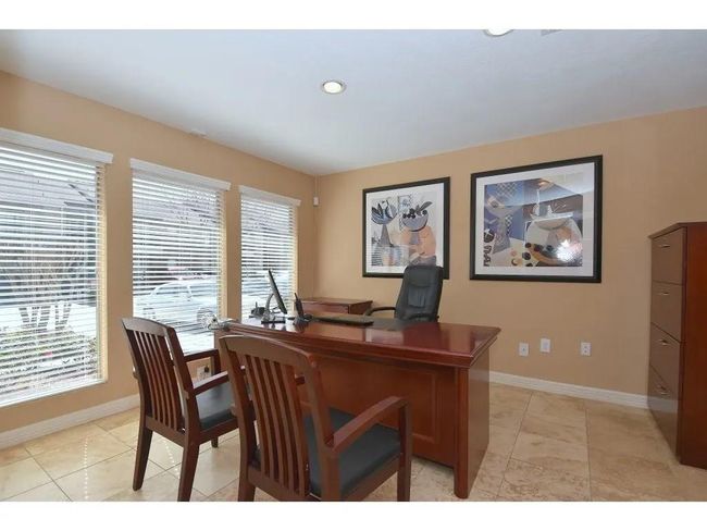 APT-913 - 17310 Kieth Harrow Blvd, Condo with 2 bedrooms, 2 bathrooms and null parking in Houston TX | Image 4