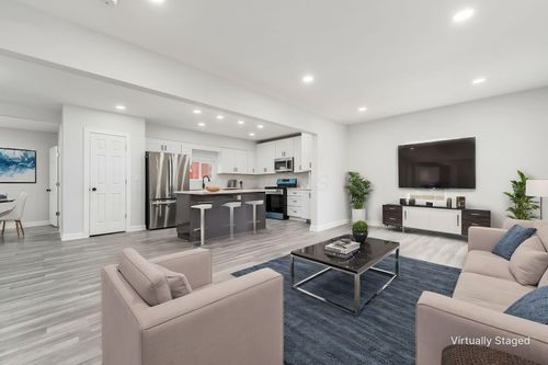 905 Carpenter St, Columbus, OH, 43206-2479 | Card Image