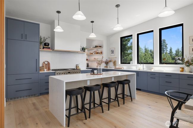 Gorgeous kitchen. | Image 8