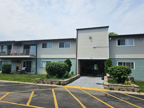 apt-207-850 E Old Willow Rd, Prospect Heights, IL, 60070-2130 | Card Image