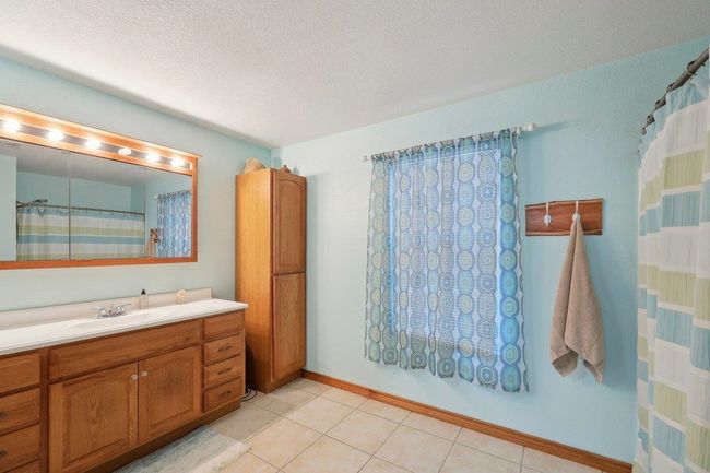 3 - 13872 Shellhammer Rd, House other with 4 bedrooms, 2 bathrooms and null parking in Winnie TX | Image 17