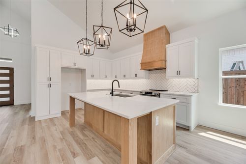 110 Hessed St, Greenville, TX, 75402-6619 | Card Image