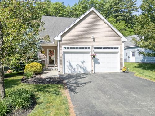 12-27 Hollow Ridge Dr, Nashua, NH, 03062-4477 | Card Image