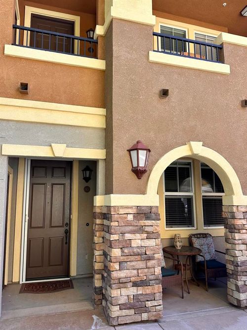 95 Via Sovana, Santee, CA, 92071-3488 | Card Image