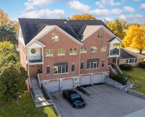 5533 Lincoln Ave, Morton Grove, IL, 60053-3430 | Card Image