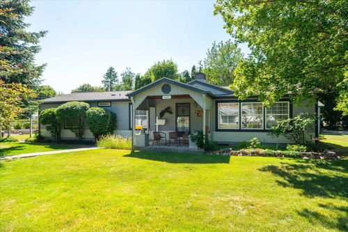 1003 W Clay Ave, Chewelah, WA, 99109-9117 | Card Image