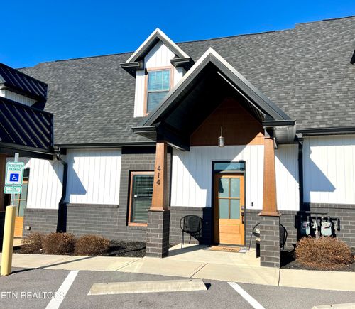 414 Fleeta Williams Way, Sevierville, TN, 37862-2417 | Card Image