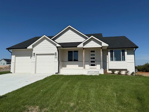 130 E Poplar Cir, Goddard, KS, 67052-9091 | Card Image