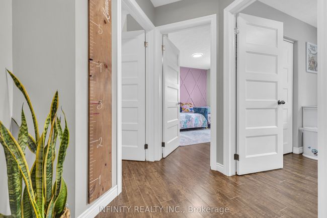 1803 Vicky Cir, House other with 4 bedrooms, 2 bathrooms and 2 parking in Windsor ON | Image 14