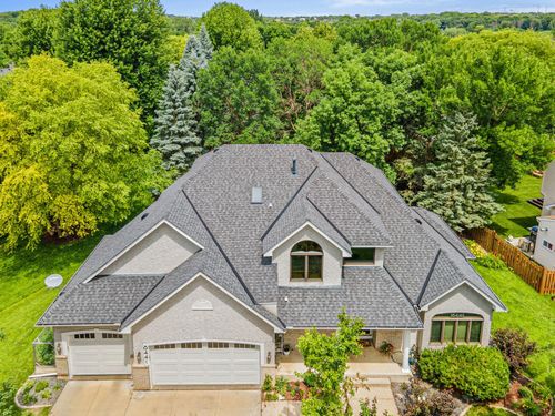 8441 W Lake Dr, Chanhassen, MN, 55317-8579 | Card Image
